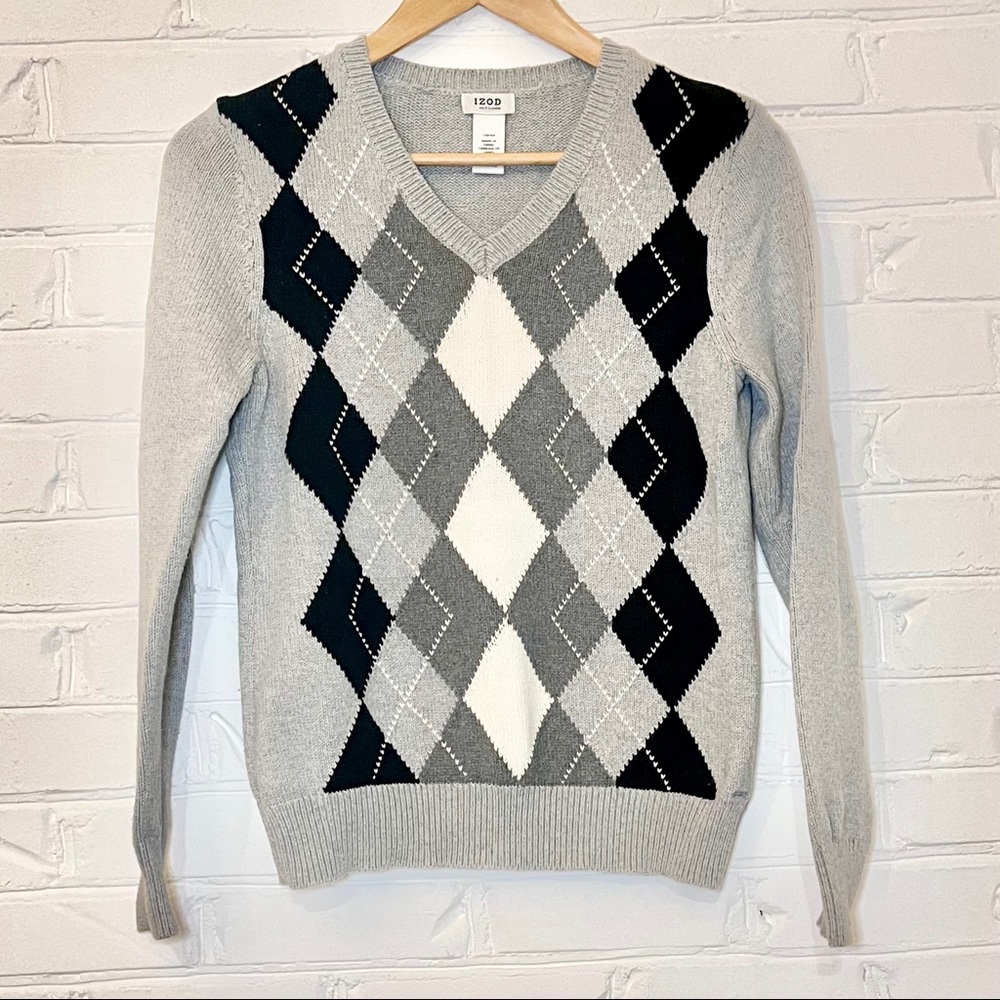 IZOD Golf Classic Gray Black Diamond VNeck Sweater